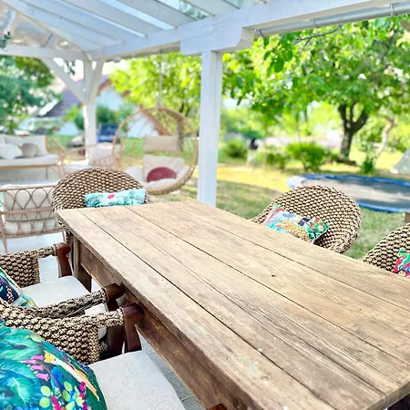 Bohemian Eco At Balaton Dom wakacyjny *